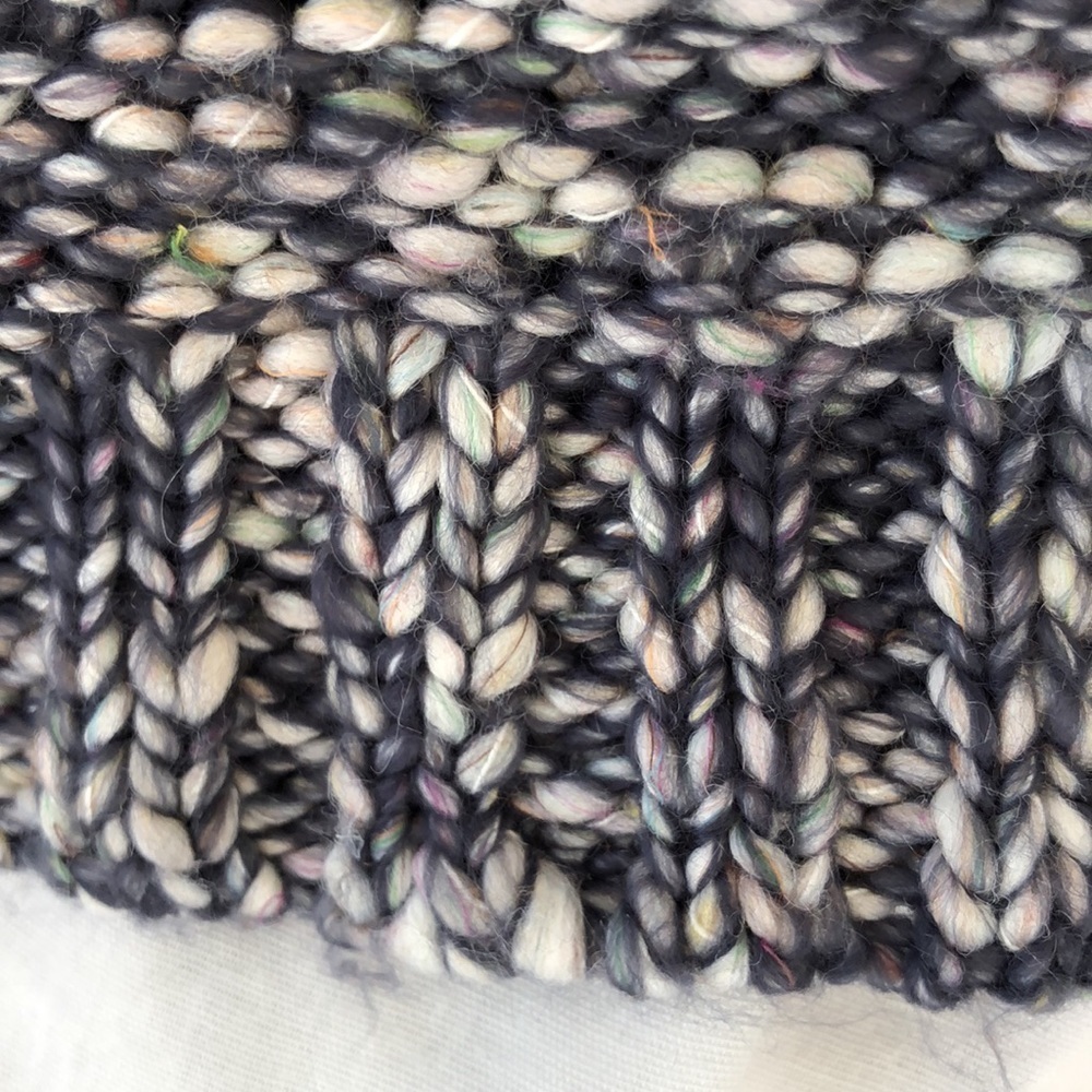 FOREVER 21 CONTEMPORARY BLUE & WHITE KNIT TURTLENECK Sweater Small /Peti… - Picture 15 of 16